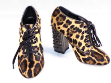 Load image into Gallery viewer, DOLCE &amp; GABBANA Womens Pony Hair Ankle Boots Leopard Size 36